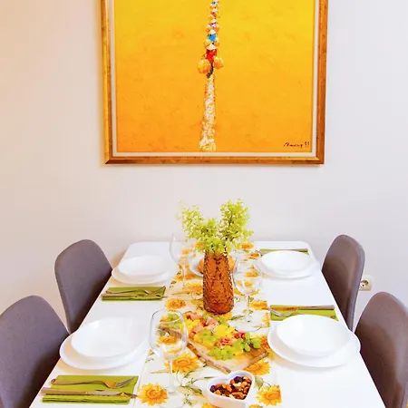 Domus Amber With Parking Plovdiv